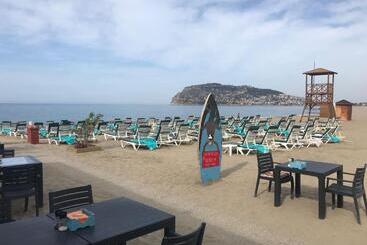 Big Blue Sky Hotel   All Inclusive