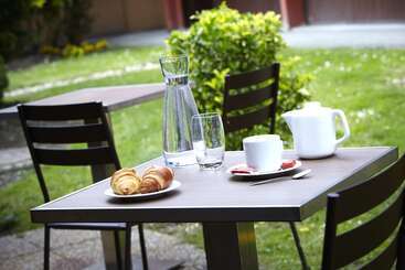 هتل Brit Hôtel Dinan   Taden