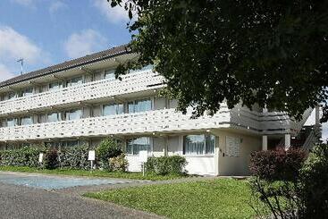 هتل Brit Hôtel Dinan   Taden
