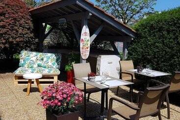 هتل Campanile Hendaye