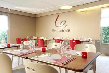 هتل Campanile Hendaye