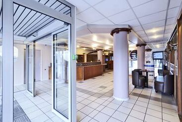 هتل Campanile Le Bourget – Airport