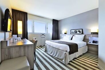 هتل Campanile Le Bourget – Airport