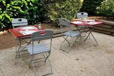 هتل Campanile Vannes