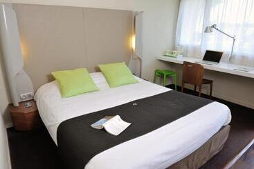 هتل Campanile Vannes