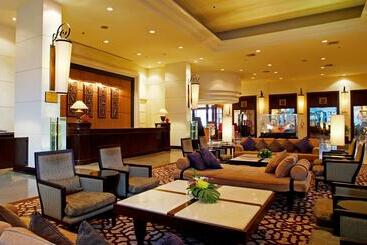 Centara Hotel Hat Yai