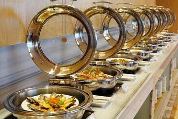 Centara Hotel Hat Yai