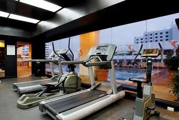 Centara Hotel Hat Yai