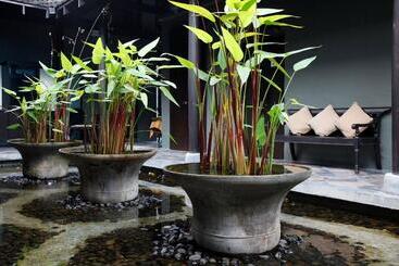 Centara Hotel Hat Yai