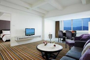 Centara Hotel Hat Yai