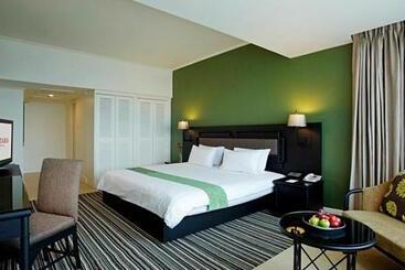 Centara Hotel Hat Yai
