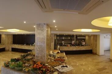 هتل Club Munamar Beach Resort – All Inclusive