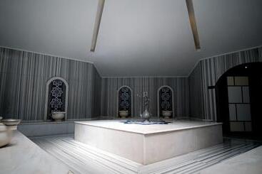 هتل Club Resort Atlantis