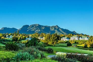 هتل Fancourt