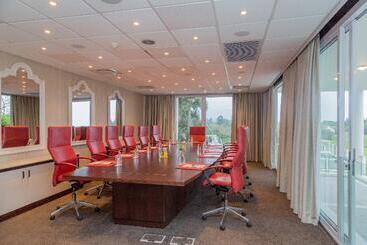 هتل Fancourt