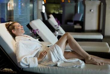 酒店 Grand Hôtel Thalasso & Spa