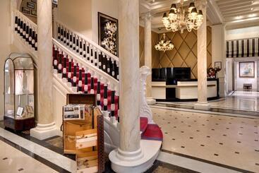 酒店 Grand Hôtel Thalasso & Spa