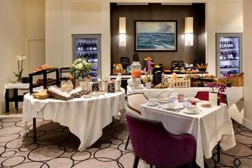 酒店 Grand Hôtel Thalasso & Spa