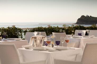 酒店 Grand Hôtel Thalasso & Spa