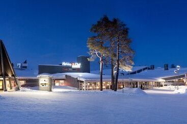 هتل Holiday Club Saariselka