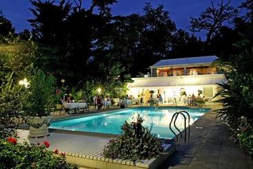 هتل Relais & Châteaux Hôtel Parc Victoria