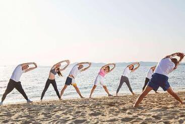 هتل Ibis Thalassa Hyeres Plage