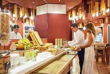 هتل Ibis Thalassa Hyeres Plage