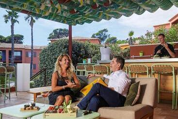 هتل Ibis Thalassa Hyeres Plage
