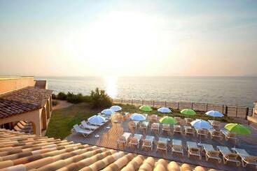 هتل Ibis Thalassa Hyeres Plage
