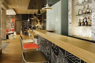 ホテル Ibis Versailles Chateau