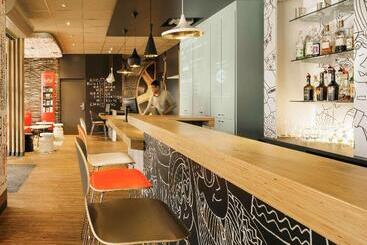 ホテル Ibis Versailles Chateau