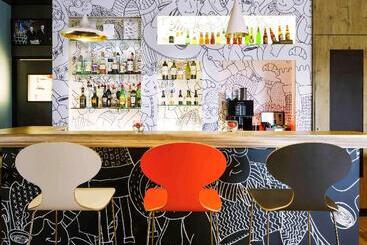 ホテル Ibis Versailles Chateau