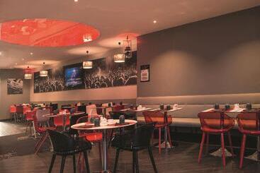 هتل Inn Design Paris Place D Italie