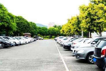 호텔 Kyriad Direct Haguenau