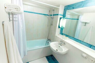 호텔 Kyriad Direct Haguenau
