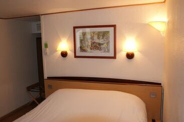 בית מלון כפרי Kyriad Direct Lyon Sud  Chasse Sur Rhône