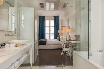 هتل Le Placide Saint Germain Des Prés