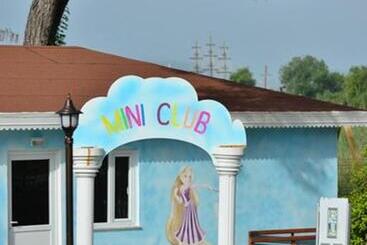 هتل Linda Resort
