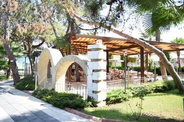 هتل Linda Resort