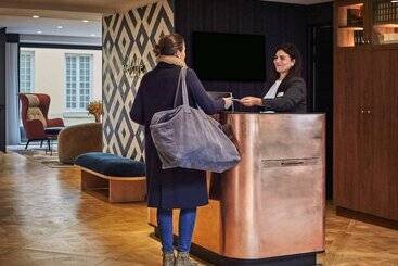 ホテル Mercure Versailles Chateau