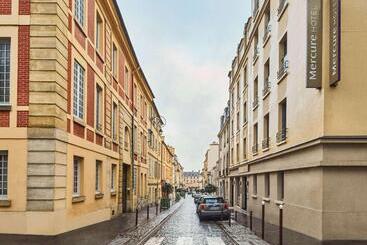 ホテル Mercure Versailles Chateau
