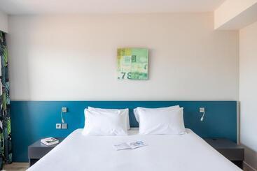 & Spa 4 Serge Blanco - Hendaye