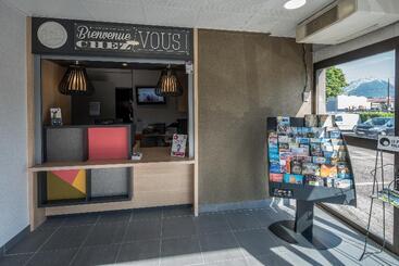 اقامتگاه B&b Hotel Grenoble Centre Verlaine