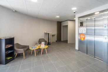 اقامتگاه B&b Hotel Grenoble Centre Verlaine