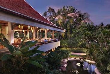 استراحتگاه Santiburi Koh Samui
