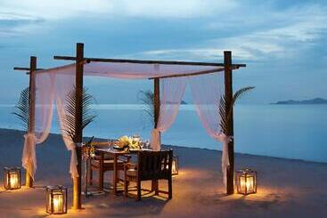استراحتگاه Santiburi Koh Samui