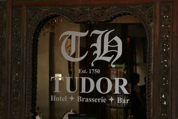Tudor Hotel