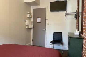 Bed and Breakfast Oasis Guest House