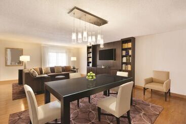 Embassy Suites Greenville Golf Resort & Conference Center