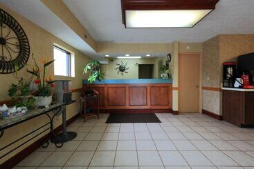 호텔 Americas Best Value Inn North Capital